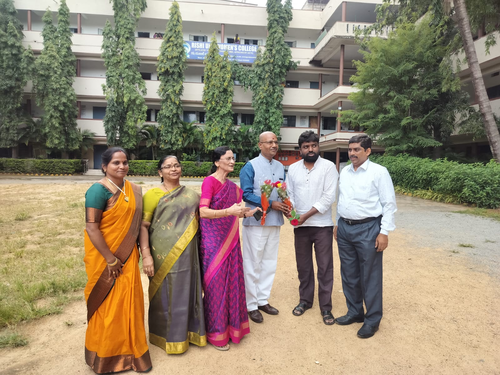 Whatsapp Image 2025 09 05 At 21.49.24 (1)